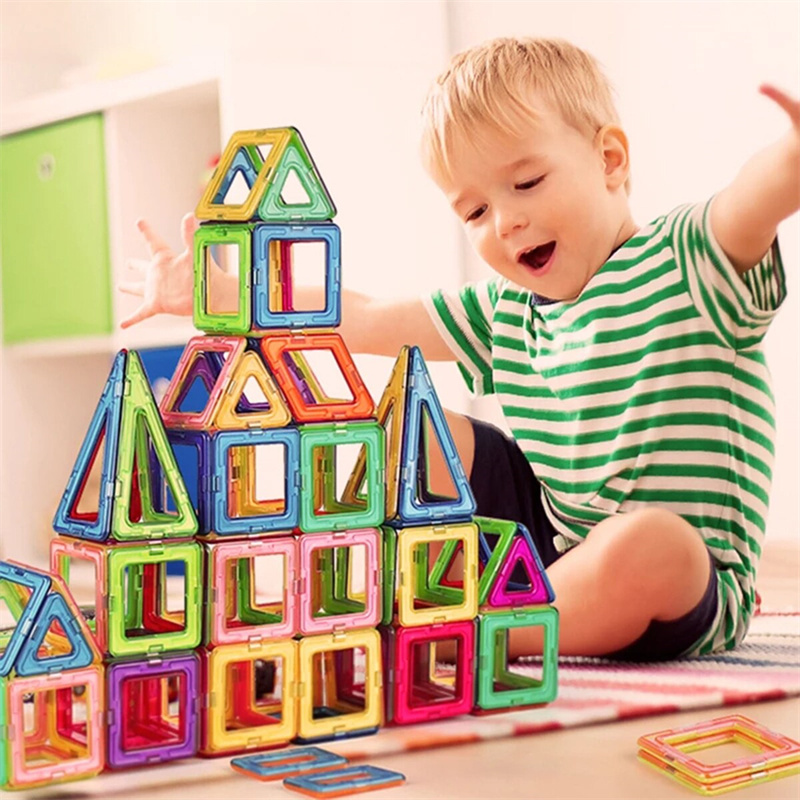 Magnetiske Byggeklosser – Kreativt Byggesett for Barn